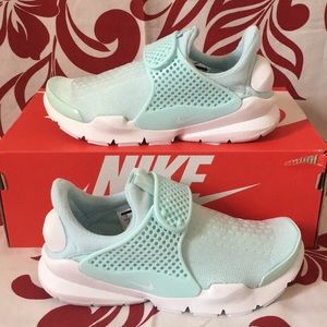 Nike Sock Dart “GLACIER BLUE”